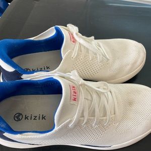 Kizik size 12 casual shoes